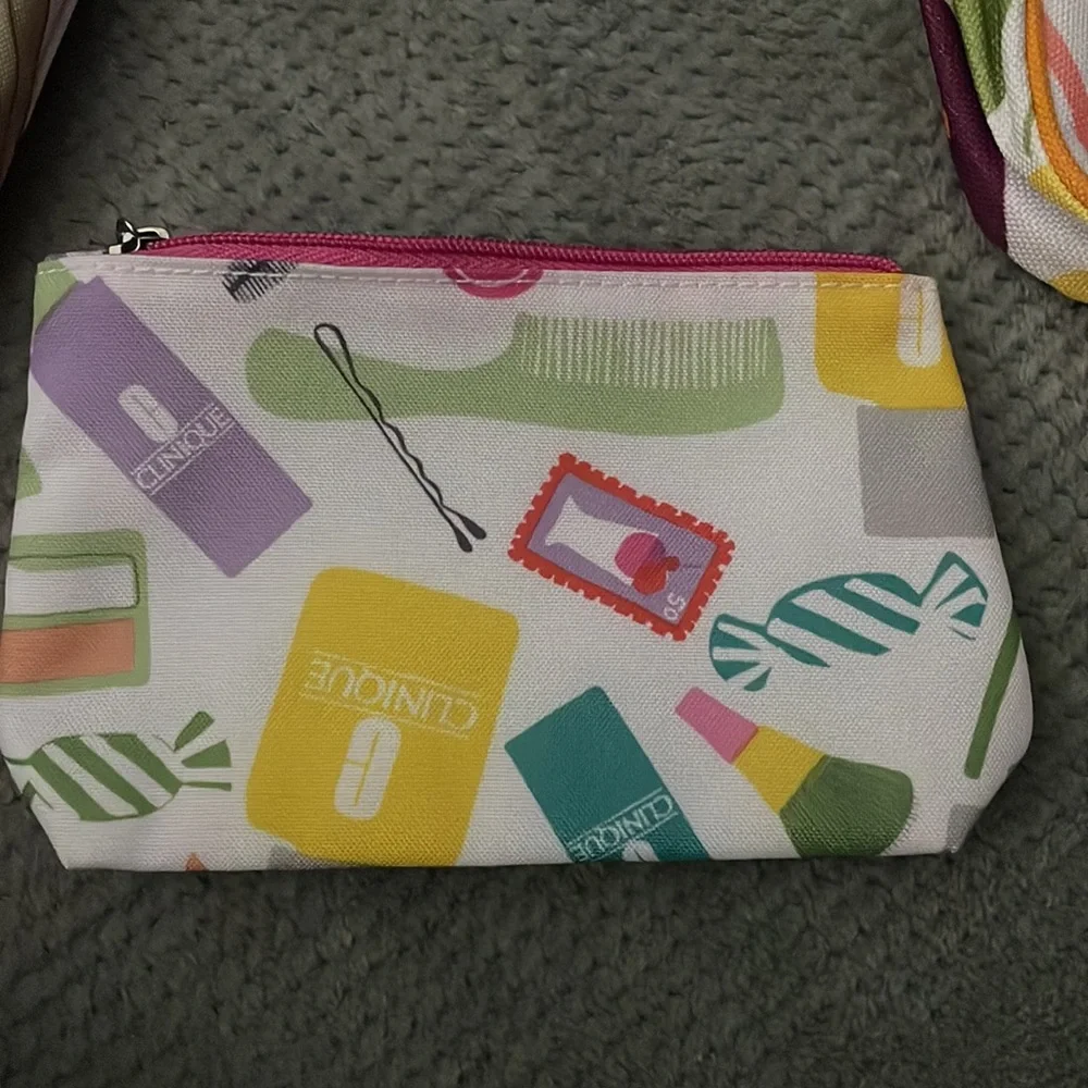 Lot of 7 make up bags
